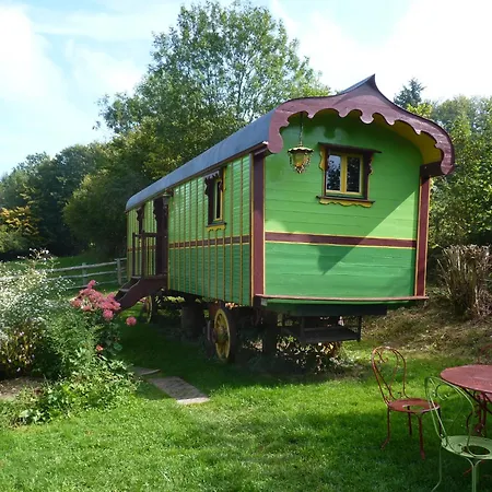 Les Folies De La Serve B&B Ouroux