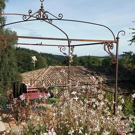 Les Folies De La Serve Ouroux