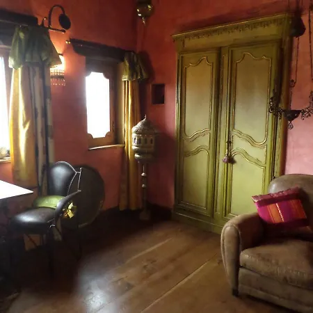 Les Folies De La Serve B&B Ouroux